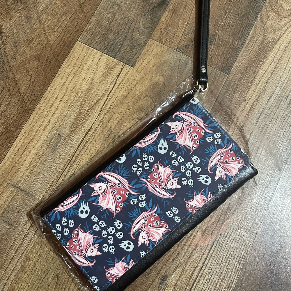 Bat wristlet wallet